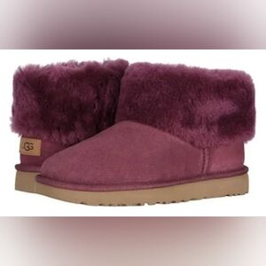 UGG Classic Mini Fluff Bougainvillea Boots Size 9 Like New MSRP $160